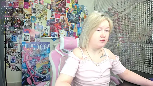 Sara Robinson online show from March 27, 3:01 am