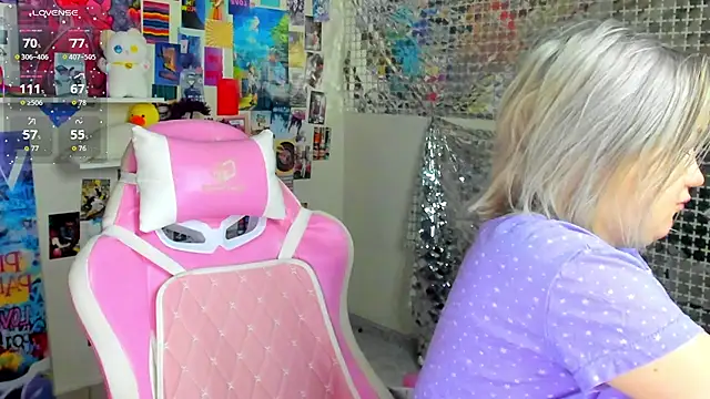 Sara Robinson online show from April 4, 2:54 am