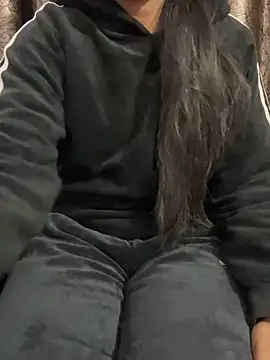 Snapshot of Sexo_shivani chatting on December 19, 4:24 pm Sexo shivani online show from December 19, 4:24 pm
