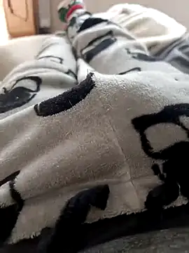 Loveepussyy online show from November 6, 12:17 pm