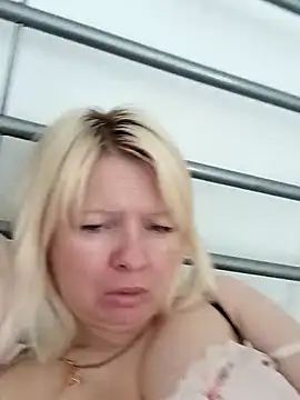 Lauri scherri online show from June 8, 12:49 pm