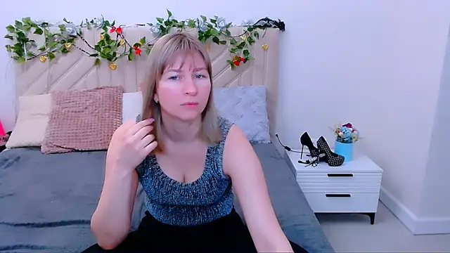 Incredible Ariela online show from March 4, 6:19 am