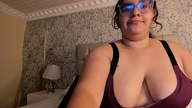 MahlaKhalifa online show from May 13, 7:55 pm