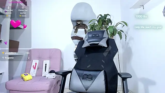 emily palmeer online show from October 2, 12:01 pm