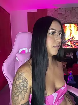 Snapshot of Tamara_Roberts1 chatting on January 14, 1:58 am Tamara Roberts1 online show from January 14, 1:58 am