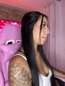 Snapshot of Tamara_Roberts1 chatting on January 30, 1:33 am Tamara Roberts1 online show from January 30, 1:33 am