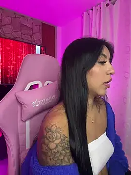 Snapshot of Tamara_Roberts1 chatting on February 8, 2:36 am Tamara Roberts1 online show from February 8, 2:36 am