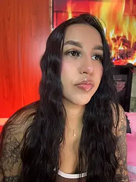 Snapshot of Tamara_Roberts1 chatting on July 17, 2:18 am Tamara Roberts1 online show from July 17, 2:18 am