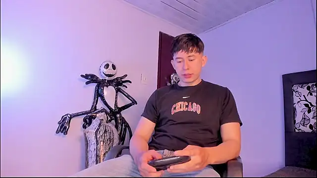 Snapshot of setsuna10 chatting on November 8, 12:44 am setsuna10 online show from November 8, 12:44 am