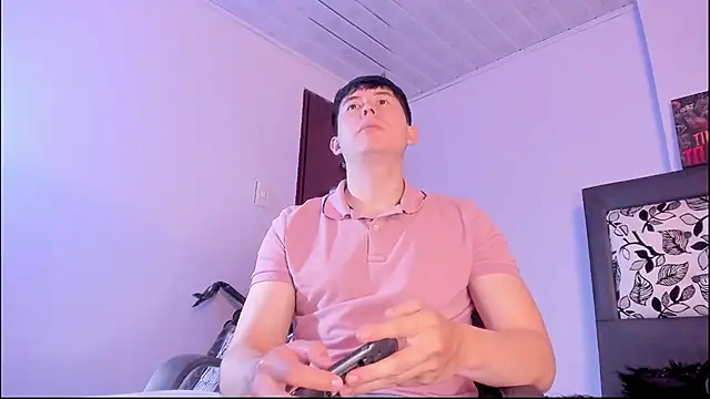 Snapshot of setsuna10 chatting on November 18, 11:59 pm setsuna10 online show from November 18, 11:59 pm