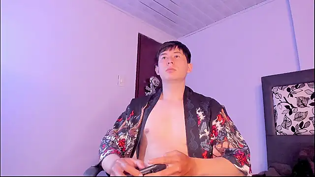 Snapshot of setsuna10 chatting on December 18, 3:34 am setsuna10 online show from December 18, 3:34 am