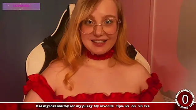 Snapshot of JacyWinslat chatting on February 12, 1:30 am JacyWinslat online show from February 12, 1:30 am