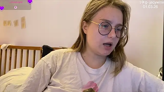 JacyWinslat online show from March 1, 12:51 pm