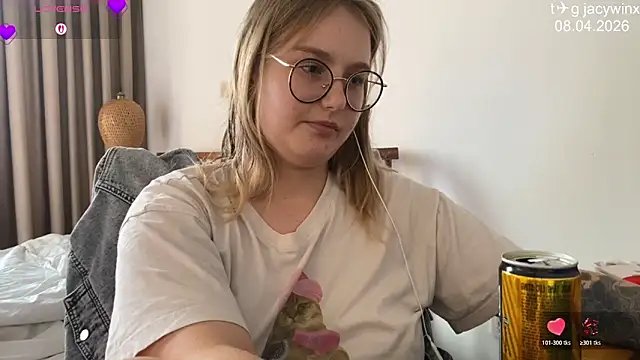 JacyWinslat online show from April 8, 10:48 am