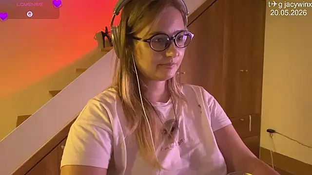 JacyWinslat online show from May 20, 2:34 pm