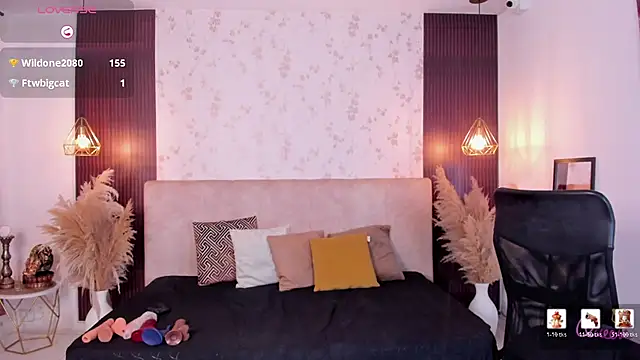 DylanRosse online show from April 11, 9:08 pm