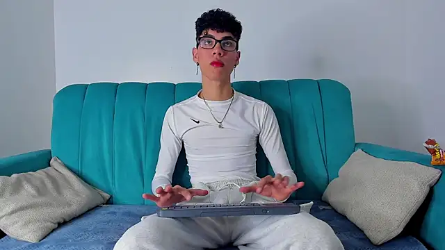 NeoRaptis online show from January 24, 8:00 pm