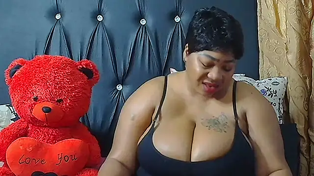 Snapshot of HUMONGUOUSTITSS chatting on September 28, 2:33 pm HUMONGUOUSTITSS online show from September 28, 2:33 pm