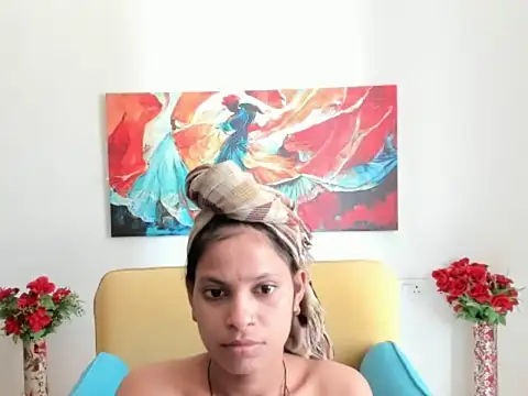 evaaelfiee online show from May 29, 3:26 am