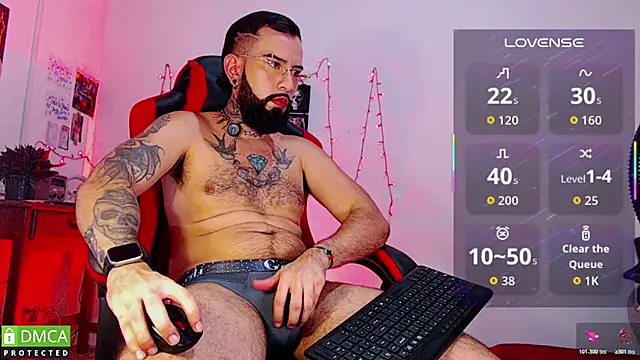 Diilanhott online show from March 9, 6:45 pm