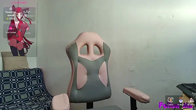 Snapshot of vittorialombardi__ chatting on May 23, 7:13 am vittorialombardi online show from May 23, 7:13 am
