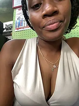 EscorpiLeoncita online show from December 8, 6:50 pm