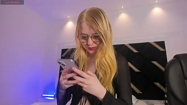 Alexa Handler online show from July 26, 7:43 pm