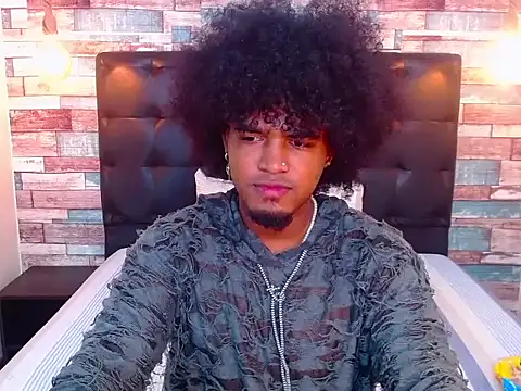 Snapshot of JaicobRuneer chatting on March 2, 2:46 pm JaicobRuneer online show from March 2, 2:46 pm