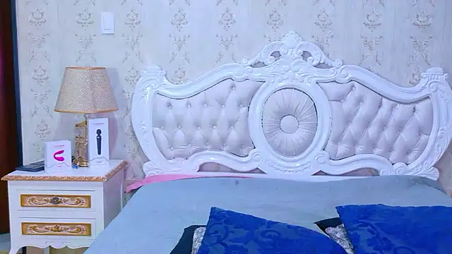 TiaraRosse online show from January 16, 12:09 pm