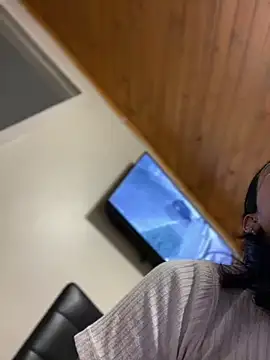 Snapshot of Isabella_boobd chatting on December 12, 12:59 am Isabella boobd online show from December 12, 12:59 am