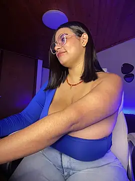 Isabella boobd online show from April 13, 7:30 pm