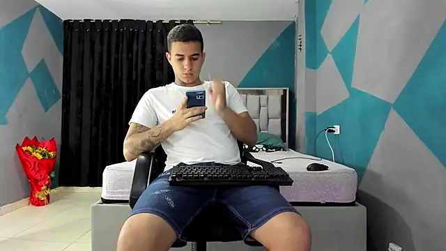 simookeler online show from February 28, 3:48 am