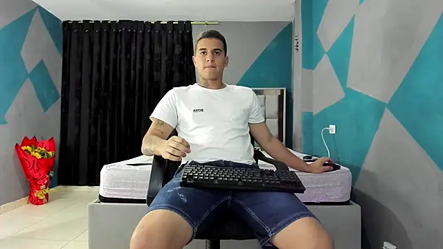 simookeler online show from February 28, 6:54 am