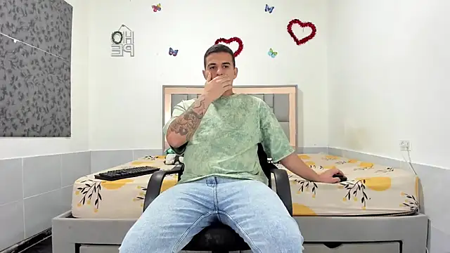 simookeler online show from October 24, 12:52 am