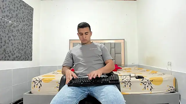 simookeler online show from November 26, 1:50 am