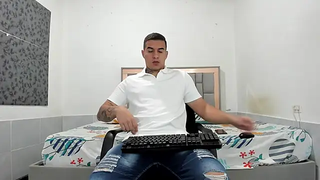 simookeler online show from April 4, 10:02 am