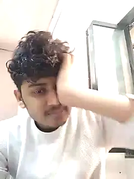 heartless  95 online show from March 21, 9:01 am