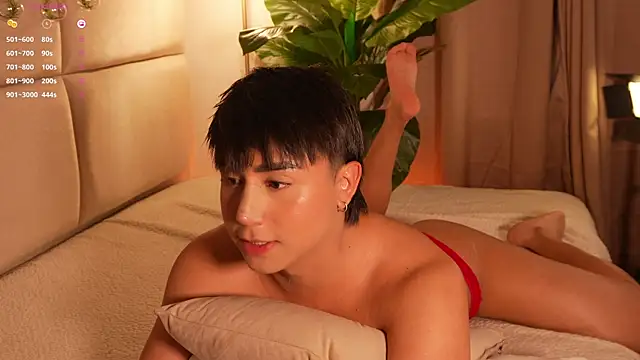 SweetHanson online show from July 10, 7:38 pm