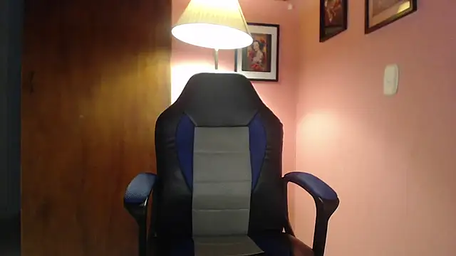 Snapshot of bunnyemilyrose36 chatting on January 30, 10:08 am bunnyemilyrose36 online show from January 30, 10:08 am