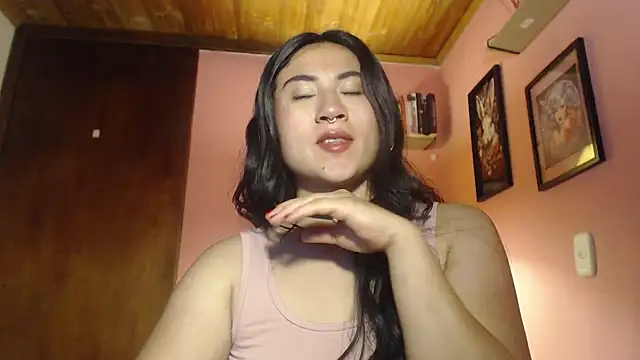 Snapshot of bunnyemilyrose36 chatting on February 6, 7:56 am bunnyemilyrose36 online show from February 6, 7:56 am