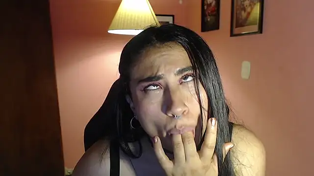 Snapshot of bunnyemilyrose36 chatting on February 13, 9:38 pm bunnyemilyrose36 online show from February 13, 9:38 pm