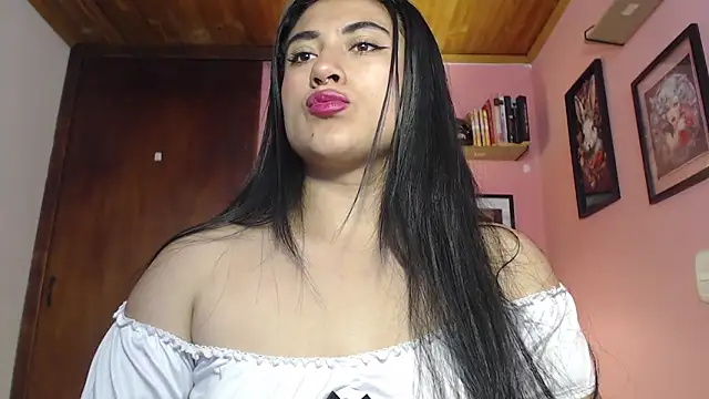 Snapshot of bunnyemilyrose36 chatting on February 21, 6:26 pm bunnyemilyrose36 online show from February 21, 6:26 pm