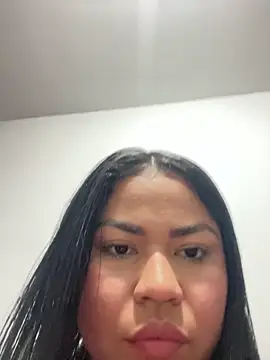 Snapshot of aashley_jones chatting on December 15, 3:33 am aashley jones online show from December 15, 3:33 am