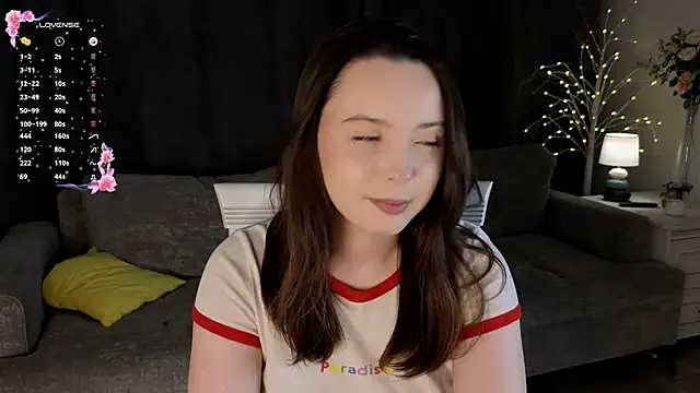 GarynAnstead online show from December 1, 4:29 pm