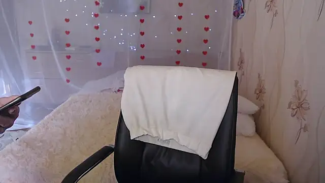 OlgaHottie online show from March 6, 9:03 am