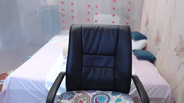 OlgaHottie online show from October 20, 11:27 pm