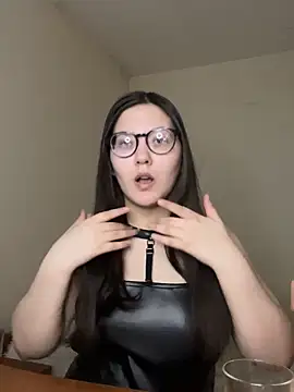 Prudie Gabriella online show from November 3, 6:58 am