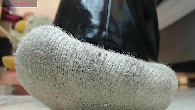 alma fenix online show from February 15, 3:17 pm