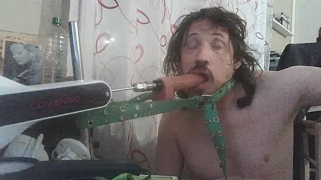 cyril020202 online show from March 19, 7:12 am