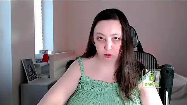 cute and hot online show from February 22, 1:31 pm